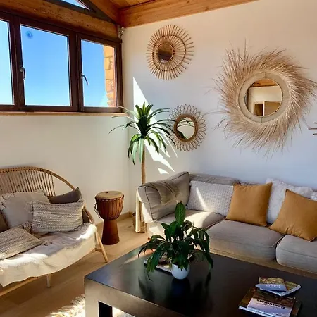 Songes De Vigne Bed & Breakfast